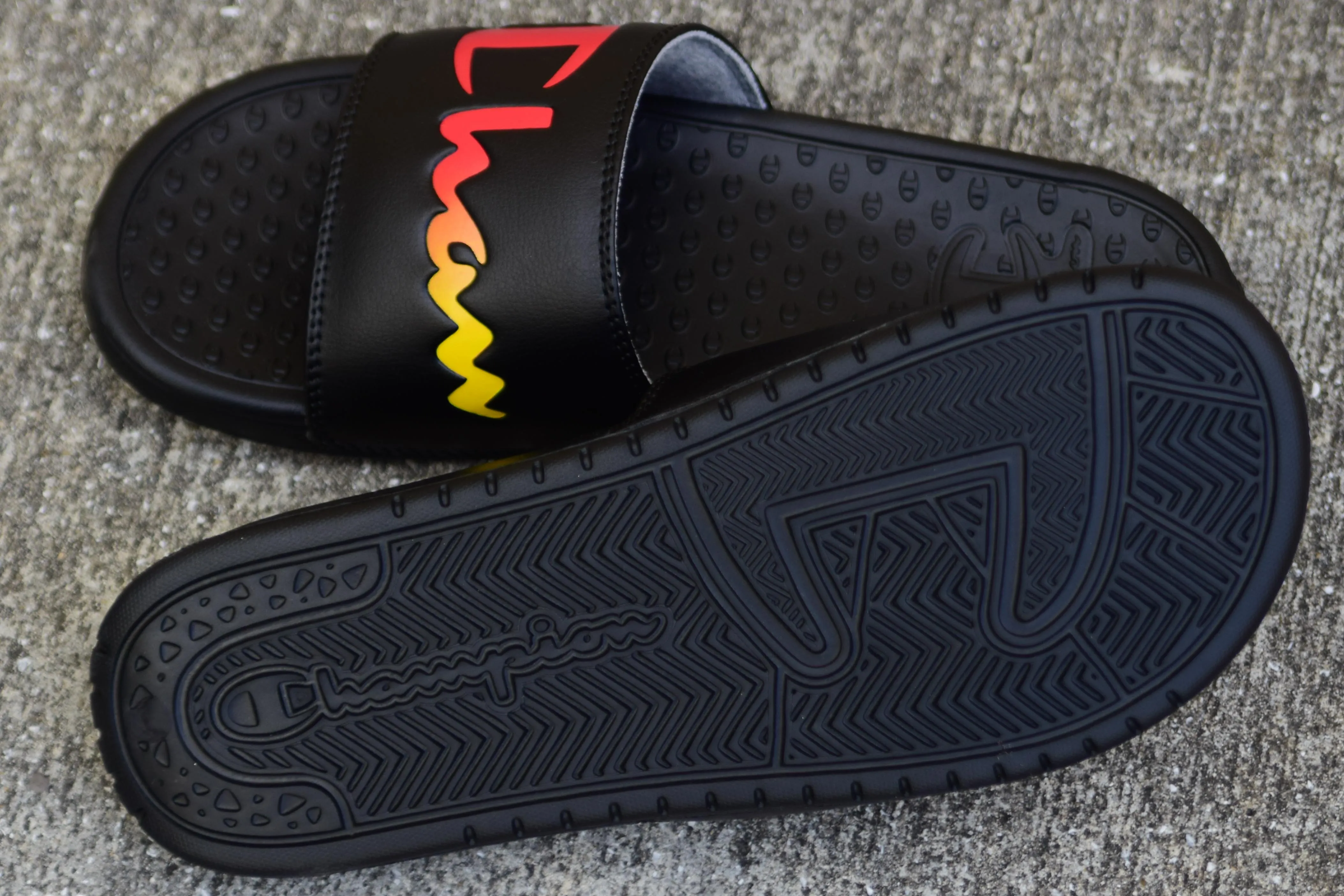 Champion slides Black/Rainbow